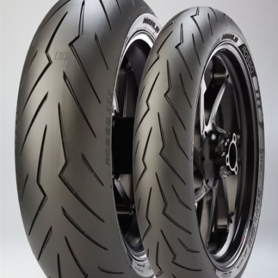 Pirelli Diablo Rosso III 190/50 R17 73W guma za motocikl