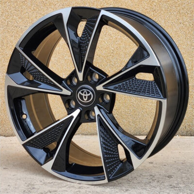Alu felge 8x18 5x114,3 ET35, otvor 73,1 mm za Toyota, Nissan, Hyundai, Kia